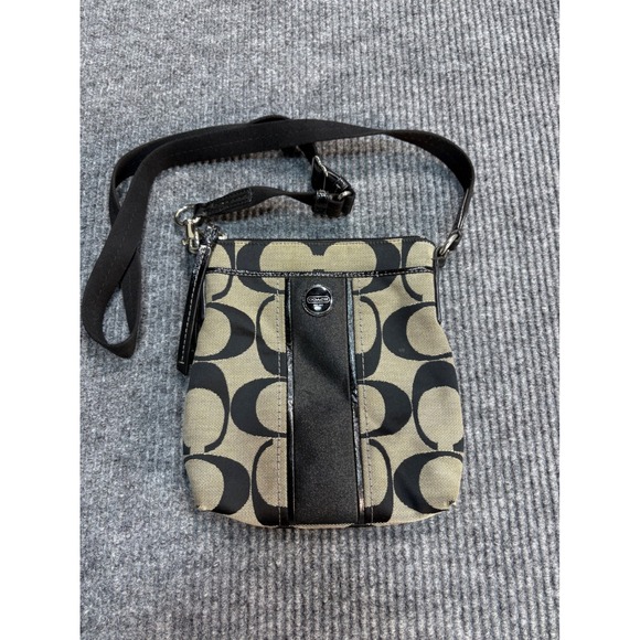Coach Handbags - Coach Signature Jacquard Crossbody Bag Black Grey Patent Trim Messenger